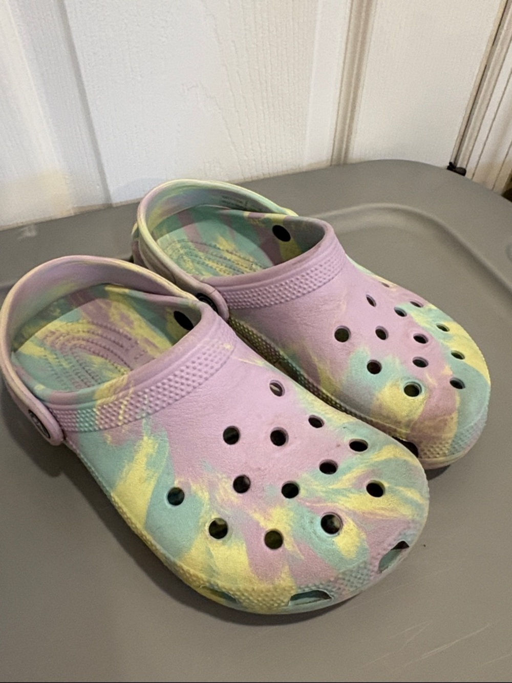 CROCS Kids Pastel Tie-Dye Clogs in Lavender, Yellow & Mint